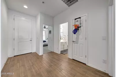 2306 E Branham Lane, Phoenix, AZ 85042 - Photo 3