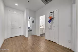 2306 E Branham Ln, Phoenix, AZ 85042 - Photo 3