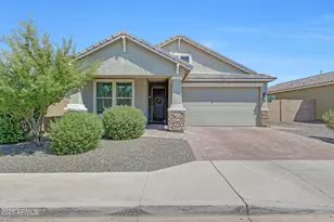 2306 E Branham Ln, Phoenix, AZ 85042 - Photo 1