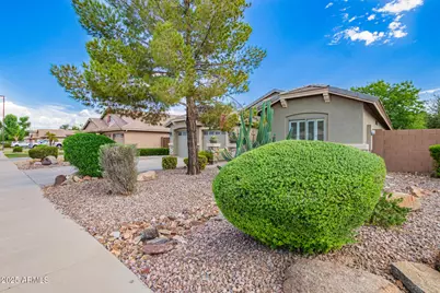 3431 E Fairview Street, Gilbert, AZ 85295 - Photo 5