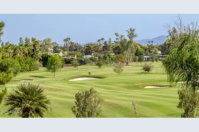 8 Biltmore Estate #202, Phoenix, AZ 85016 - Photo 19