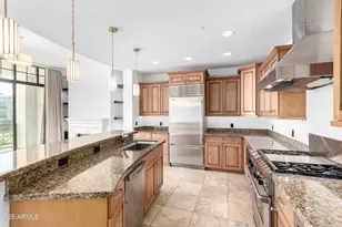 8 Biltmore Estate, Phoenix, AZ 85016 - Photo 7