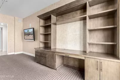 8 Biltmore Estate #202, Phoenix, AZ 85016 - Photo 13