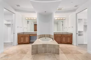 8 Biltmore Estate, Phoenix, AZ 85016 - Photo 15