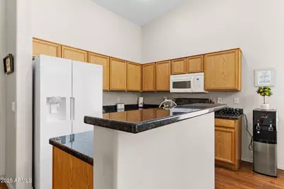 6510 S 18th Lane, Phoenix, AZ 85041 - Photo 11