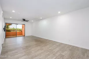 12212 N Paradise Vlg Pkwy S, Phoenix, AZ 85032 - Photo 9