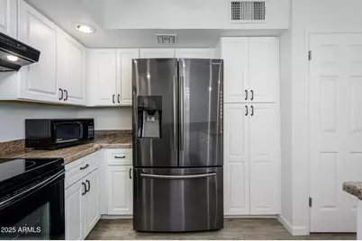 12212 N Paradise Village Parkway S #428, Phoenix, AZ 85032 - Photo 5