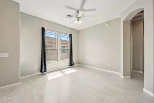 42424 N Gavilan Peak Pkwy, Anthem, AZ 85086 - Photo 9