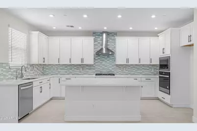 13359 W Eagle Feather Road, Peoria, AZ 85383 - Photo 9