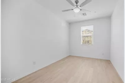 13362 W Eagle Feather Road, Peoria, AZ 85383 - Photo 3