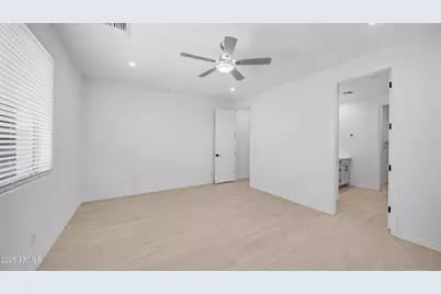 13362 W Eagle Feather Road, Peoria, AZ 85383 - Photo 21