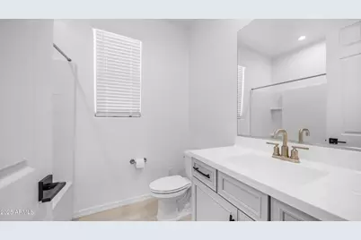 13362 W Eagle Feather Road, Peoria, AZ 85383 - Photo 5