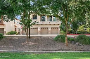 2727 N Price Rd, Chandler, AZ 85224 - Photo 3