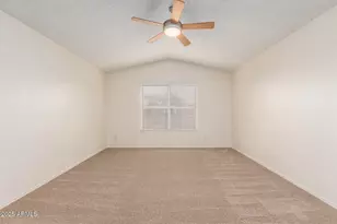 2901 E Woodland Dr, Phoenix, AZ 85048 - Photo 15