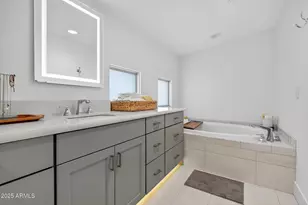 4525 N 40th St, Phoenix, AZ 85018 - Photo 27