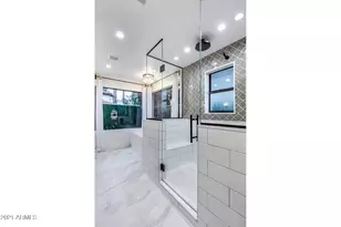 8672 N 64th Pl, Paradise Valley, AZ 85253 - Photo 19