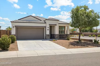 30759 W Clarendon Avenue, Buckeye, AZ 85396 - Photo 1