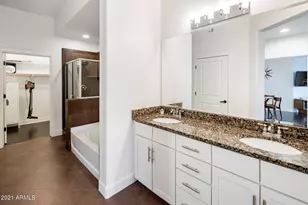 945 E Playa Del Norte Dr, Tempe, AZ 85288 - Photo 9