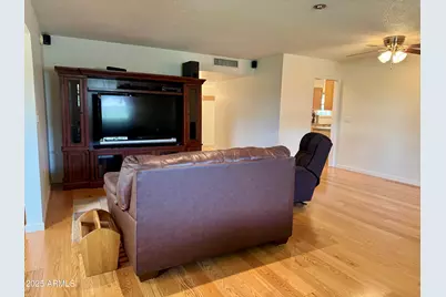 10931 W Peoria Avenue, Sun City, AZ 85351 - Photo 25