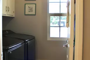 10931 W Peoria Ave, Sun City, AZ 85351 - Photo 13