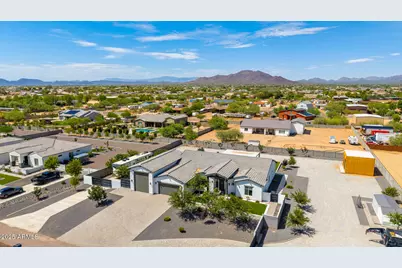 37227 N 11th Avenue, Phoenix, AZ 85086 - Photo 81