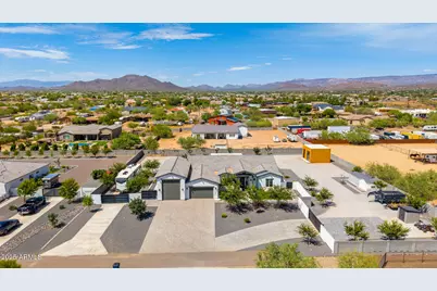 37227 N 11th Avenue, Phoenix, AZ 85086 - Photo 9