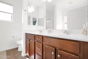 3829 E Branham Ln, Phoenix, AZ 85042 - Photo 21