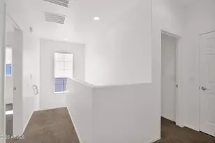 3829 E Branham Ln, Phoenix, AZ 85042 - Photo 15