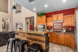 6084 W Yorktown Way, Florence, AZ 85132 - Photo 3