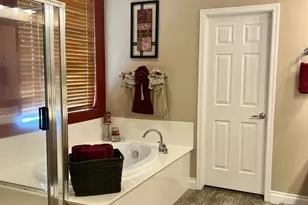 6084 W Yorktown Way, Florence, AZ 85132 - Photo 17