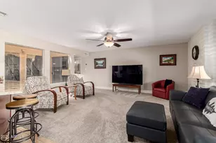 11837 S Tonopah Dr, Phoenix, AZ 85044 - Photo 13