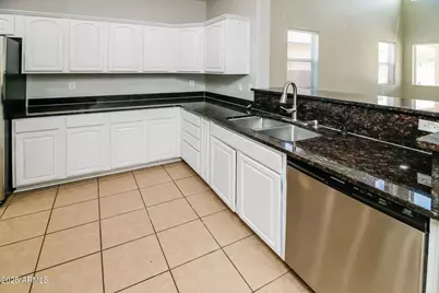 42479 W Somerset Drive, Maricopa, AZ 85138 - Photo 9