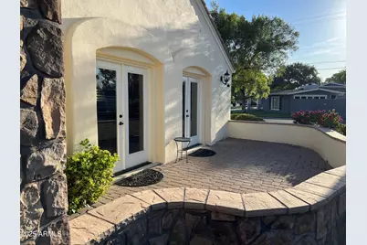 229 W Vista Avenue, Phoenix, AZ 85021 - Photo 7