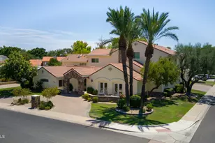 229 W Vista Ave, Phoenix, AZ 85021 - Photo 1