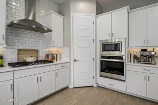 17022 N 51st Pl, Scottsdale, AZ 85254 - Photo 13