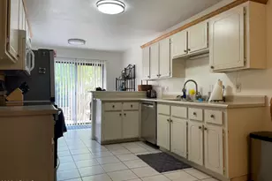 455 S Delaware Dr, Apache Junction, AZ 85120 - Photo 9