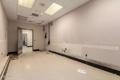 6739 W Cactus Road, Peoria, AZ 85381 - Photo 39