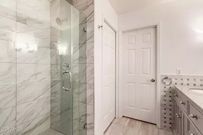 19249 N 93rd Drive, Peoria, AZ 85382 - Photo 17