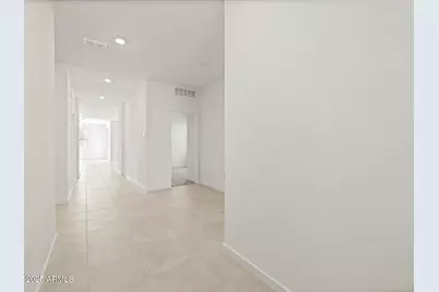 30513 W Oleander Way, Buckeye, AZ 85396 - Photo 3