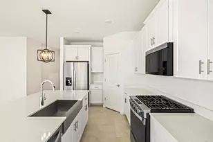 30513 W Oleander Way, Buckeye, AZ 85396 - Photo 7