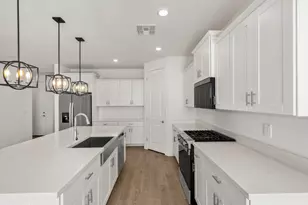 30511 W Nightshade Dr, Buckeye, AZ 85396 - Photo 7