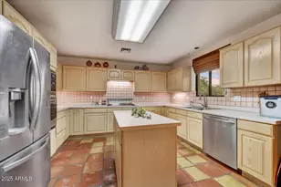 39258 N Ridgeway Dr, Cave Creek, AZ 85331 - Photo 21