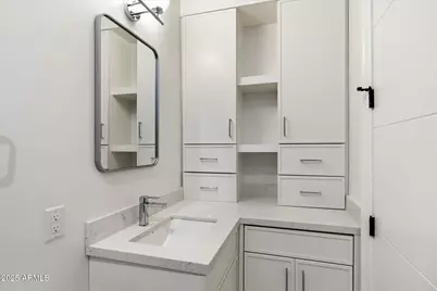 4311 E Sells Drive, Phoenix, AZ 85018 - Photo 49