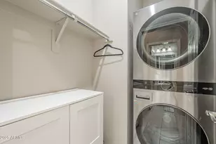 238 N 56th Pl, Mesa, AZ 85205 - Photo 17