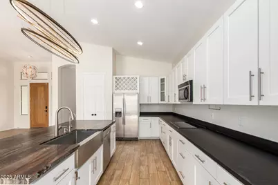 1139 E Ocotillo Road, Phoenix, AZ 85014 - Photo 13