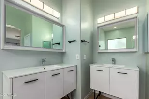 1139 E Ocotillo Rd, Phoenix, AZ 85014 - Photo 17