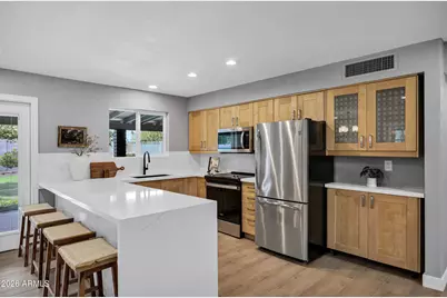 11020 N 39th Street, Phoenix, AZ 85028 - Photo 1