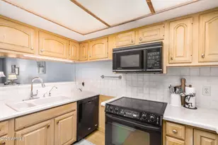 13607 N Hamilton Dr, Fountain Hills, AZ 85268 - Photo 9