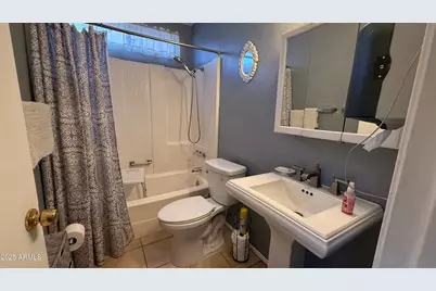 8524 W Weldon Avenue, Phoenix, AZ 85037 - Photo 9