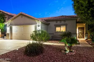 2715 E Fawn, Phoenix, AZ 85042 - Photo 1